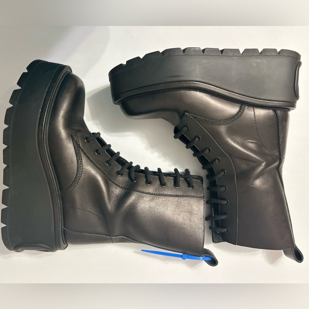 ⭐️Valentino VLOGO Platform Lace-up Combat Boots⭐️ As Is - Picture 12 of 13